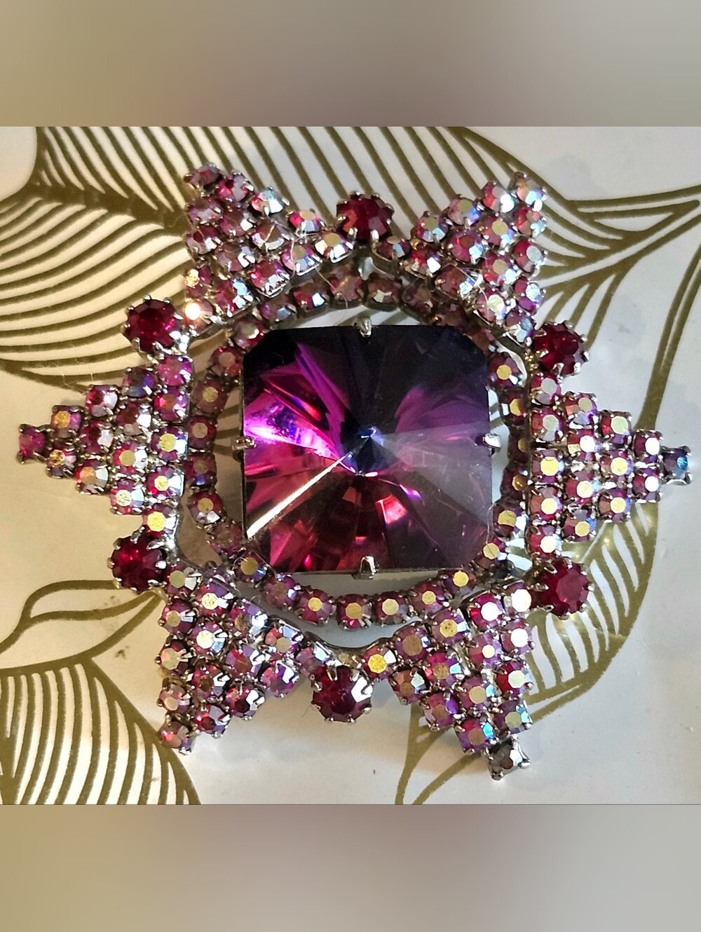 Vintage Starburst Heliotrope Aurora Borealis Brooch & Pendant Set - Picture 7 of 8